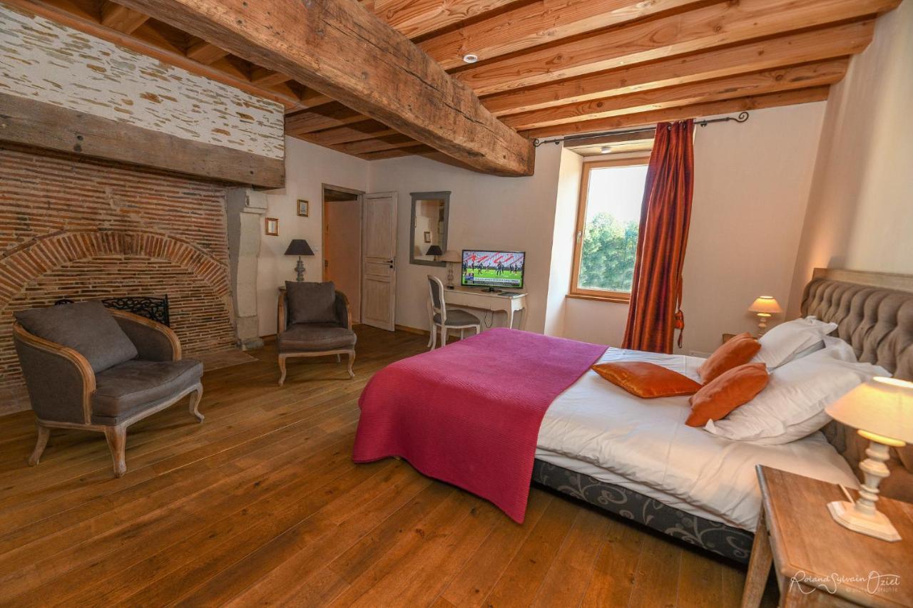 Le Manoir du Pas Jahan Couëron Extérieur photo