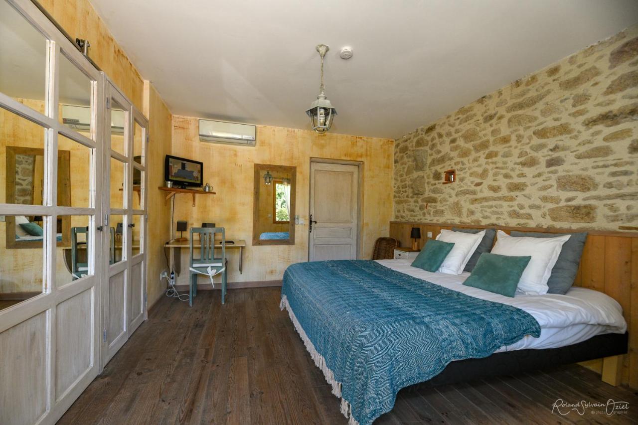 Le Manoir du Pas Jahan Couëron Extérieur photo