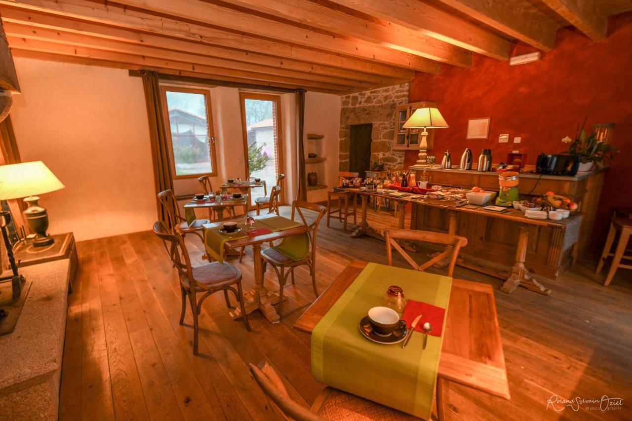 Le Manoir du Pas Jahan Couëron Extérieur photo